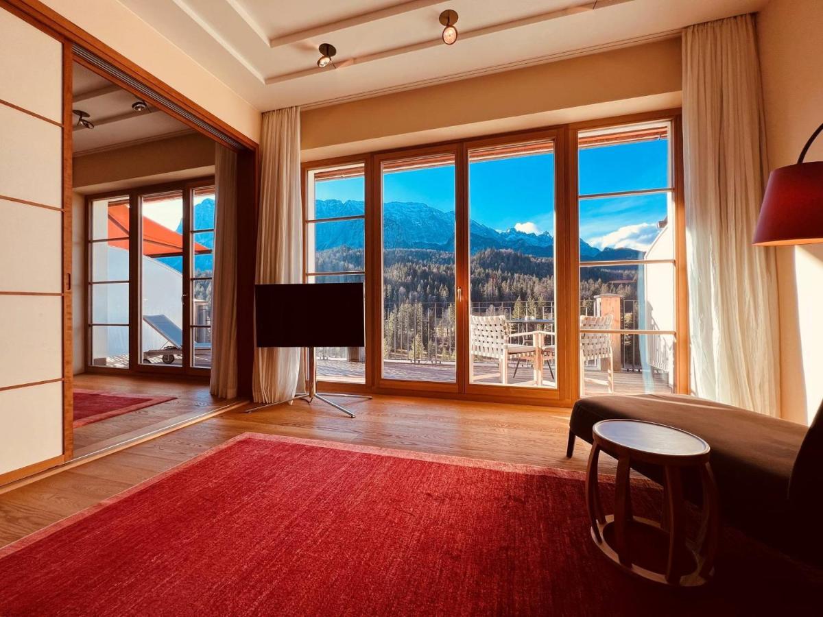 Schloss Elmau Retreat Exterior foto